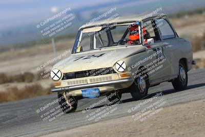 media/Sep-28-2025-24 Hours of Lemons (Sun) [[5dfe0e5f6e]]/9am (Star Mazda)/